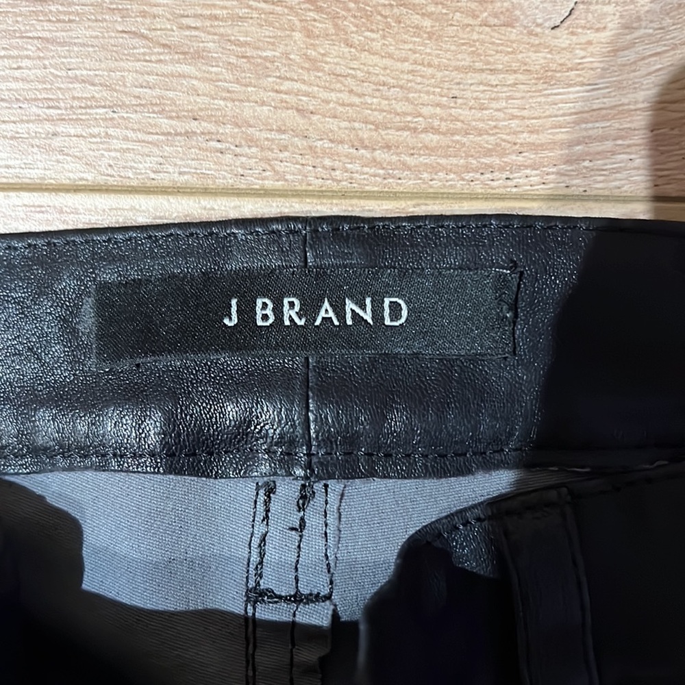 J Brand Black Leather L8001 Skinny Pants with ankle zip, Size 26 - Picture 10 of 15